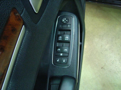 2012 Chrysler 300  Limited