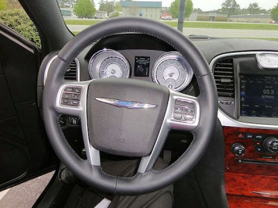 2012 Chrysler 300  Limited