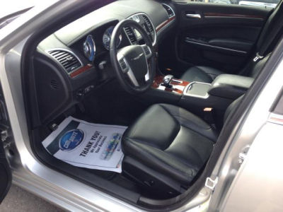 2012 Chrysler 300  Limited