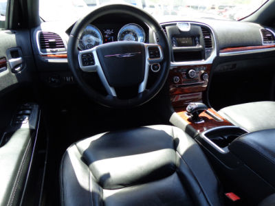2012 Chrysler 300  Limited
