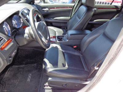 2012 Chrysler 300  Limited