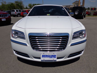 2012 Chrysler 300  Limited