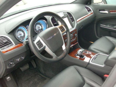 2012 Chrysler 300  Limited