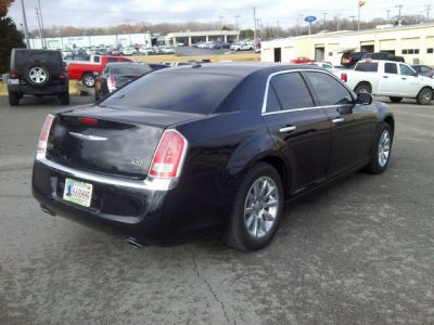 2011 Chrysler 300  Limited