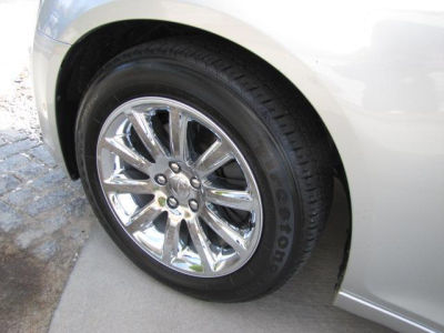 2012 Chrysler 300  Limited