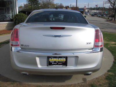 2012 Chrysler 300  Limited