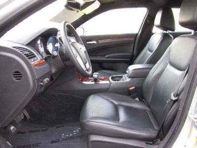 2012 Chrysler 300  Limited