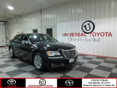 2012 Chrysler 300  Limited