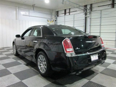 2012 Chrysler 300  Limited