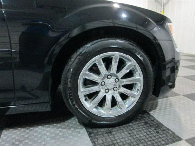 2012 Chrysler 300  Limited