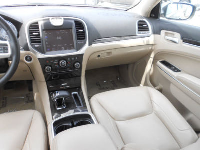 2012 Chrysler 300  Limited