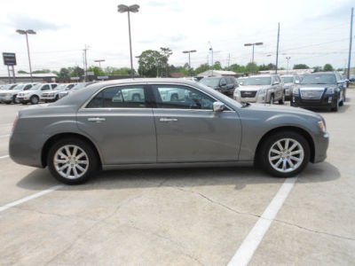 2012 Chrysler 300  Limited