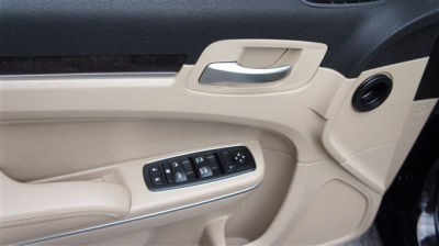 2012 Chrysler 300  Limited