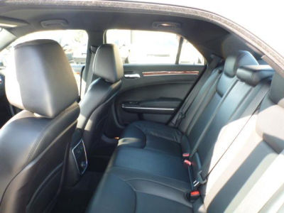 2012 Chrysler 300  Limited