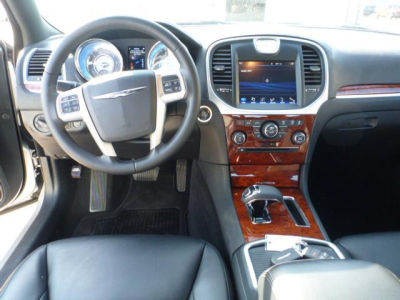 2012 Chrysler 300  Limited