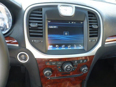 2012 Chrysler 300  Limited