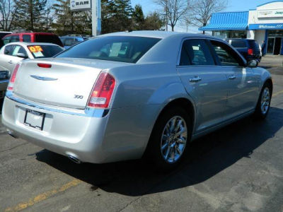 2012 Chrysler 300  Limited