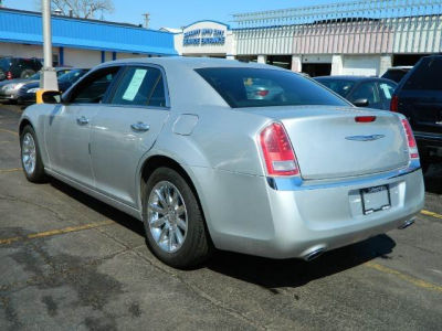 2012 Chrysler 300  Limited