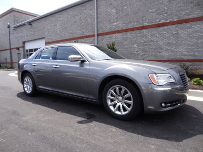 2012 Chrysler 300  Limited