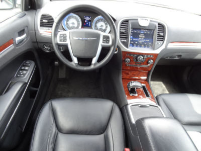 2012 Chrysler 300  Limited