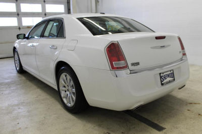 2012 Chrysler 300  Limited