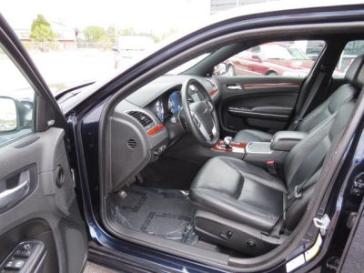 2012 Chrysler 300  Limited