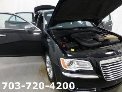 2012 Chrysler 300  Limited