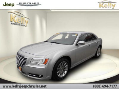 2012 Chrysler 300  Limited