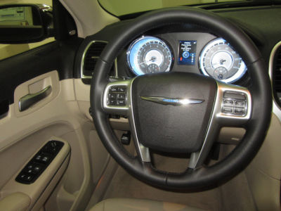 2012 Chrysler 300  Limited