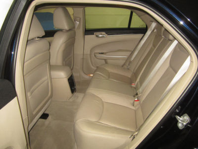 2012 Chrysler 300  Limited