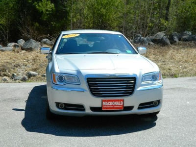 2012 Chrysler 300  Limited