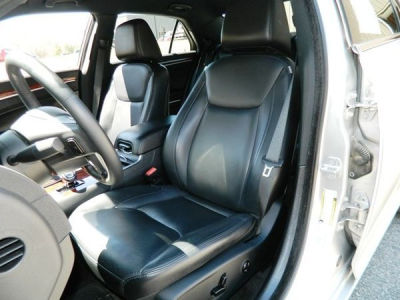 2012 Chrysler 300  Limited