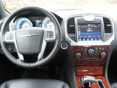 2012 Chrysler 300  Limited