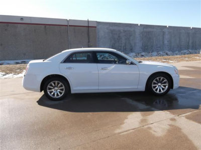 2012 Chrysler 300  Limited