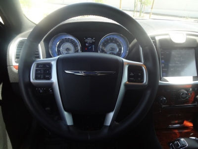 2012 Chrysler 300  Limited