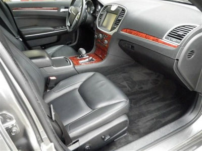 2012 Chrysler 300  Limited