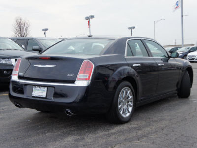 2012 Chrysler 300  Limited