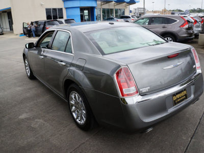 2012 Chrysler 300  Limited