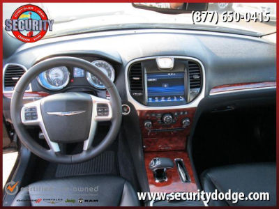 2012 Chrysler 300  Limited