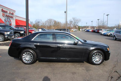 2013 Chrysler 300  Base