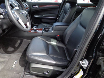 2012 Chrysler 300  Limited