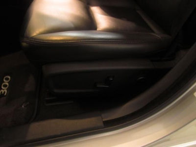 2012 Chrysler 300  Limited