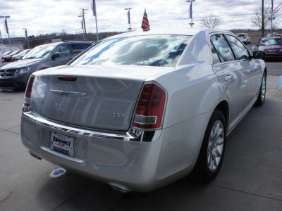 2012 Chrysler 300  Limited