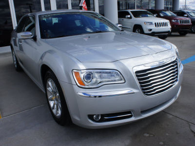 2012 Chrysler 300  Limited