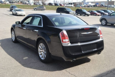 2012 Chrysler 300  Limited