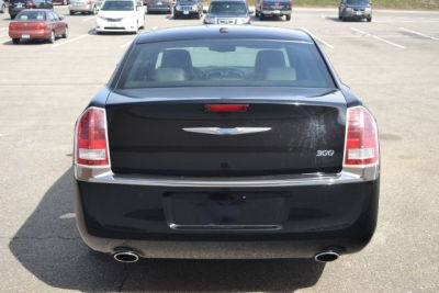 2012 Chrysler 300  Limited