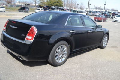 2012 Chrysler 300  Limited