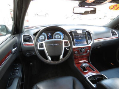 2012 Chrysler 300  Limited