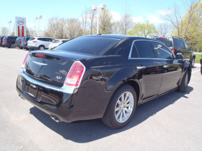 2012 Chrysler 300  Limited