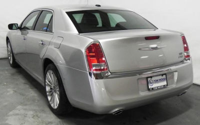 2012 Chrysler 300  Limited